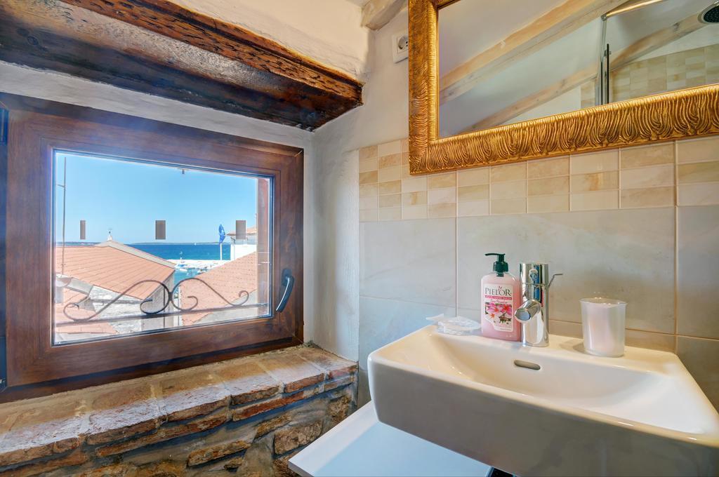 Apartment Etta Fažana 部屋 写真