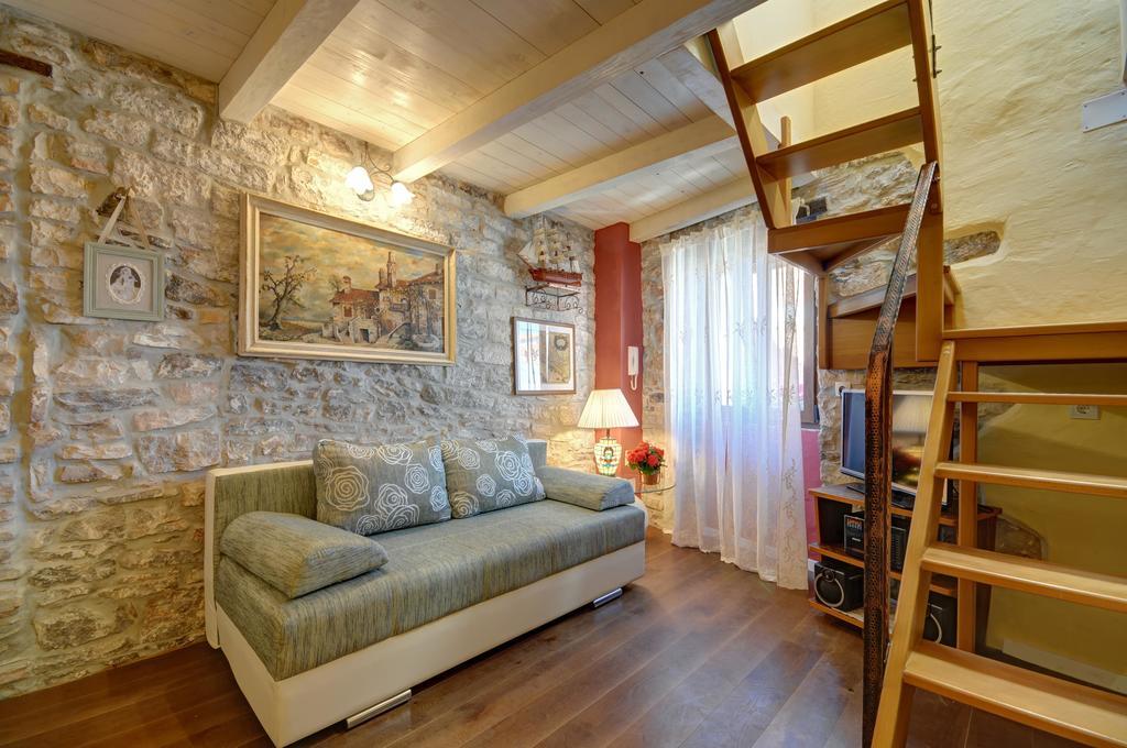 Apartment Etta Fažana 部屋 写真