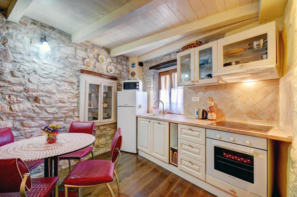 Apartment Etta Fažana 部屋 写真